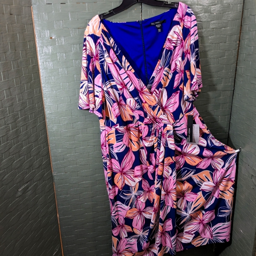 Plus Size Maggie London NWT